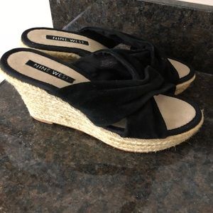 Nine West soft suede slip on sandal in black size 8M